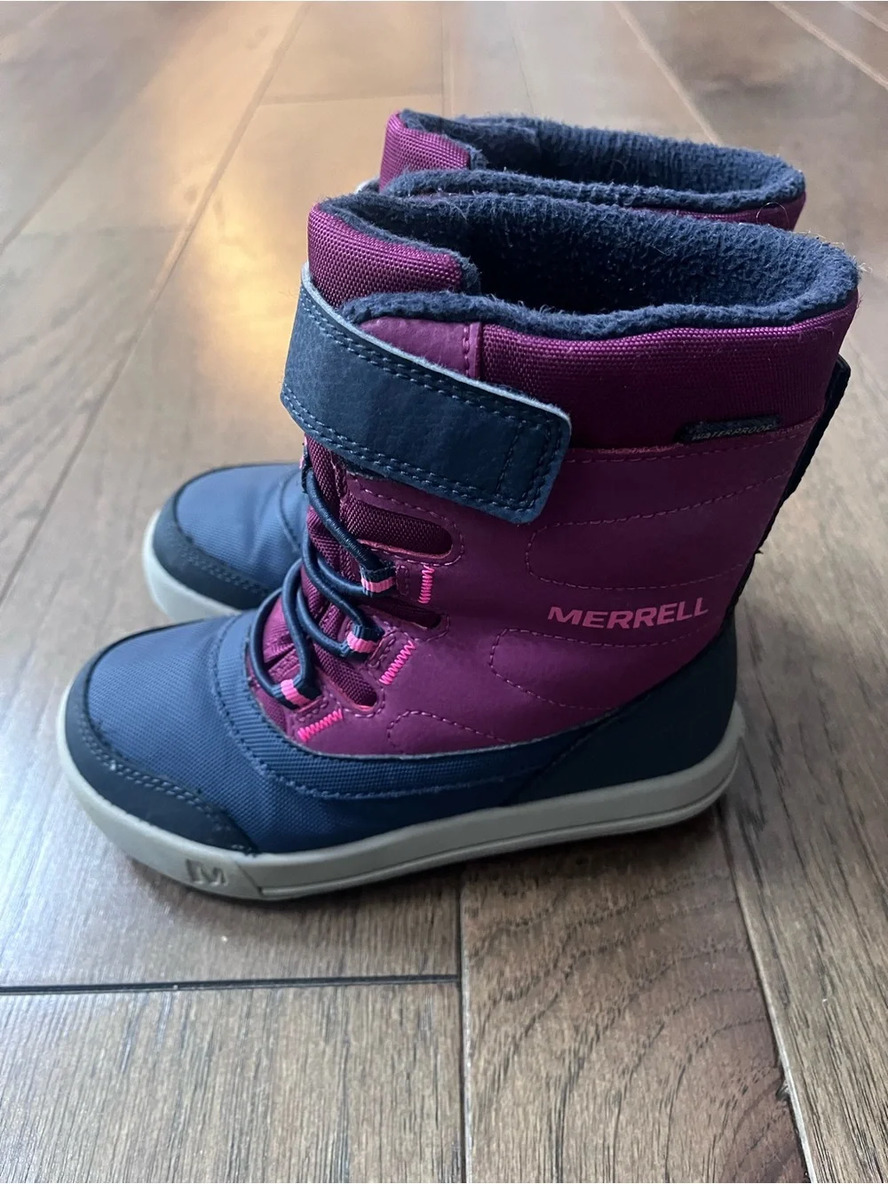 Merrell Kids' Winter Snow Boots in Purple/Burgundy and Navy - size 11